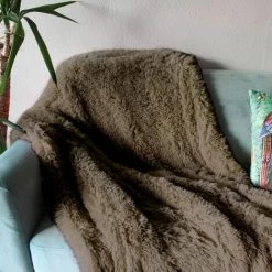 THEDECOFACTORY NEO YOGA - <p>Plaid à Poils Longs Extra-doux Taupe 120x150 - Taupe -Plaid et couverture Soldes 14033451 4