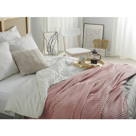 BELIANI Couverture En Polyester Rose 200x150cm - Rose 4 BELIANI Couverture En Polyester Rose 200x150cm - Rose – Image 2