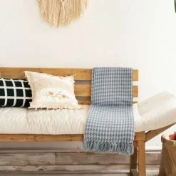 THEDECOFACTORY ESCAPADE - <p>Plaid Ethnique Motif Pied De Poule Blanc Et Gris 125x150 - Gris -Plaid et couverture Soldes 23982764 5