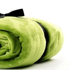 ESTEXO Couverture Confortable De Vie 220x240cm Couverture En Flanelle Couvre-lit XXL Kiwi -Plaid et couverture Soldes 29541471 2