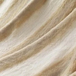 Paris Prix - Plaid Imitation Fourrure "cougar" 125x150cm Naturel -Plaid et couverture Soldes 33671764 2