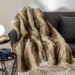 ATMOSPHERA, CRATEUR D'INTRIEUR Plaid Imitation Fourrure "Grizzli" 120x160cm Beige 8 ATMOSPHERA, CRATEUR D'INTRIEUR Plaid Imitation Fourrure "Grizzli" 120x160cm Beige -Plaid et couverture Soldes 33673181 3