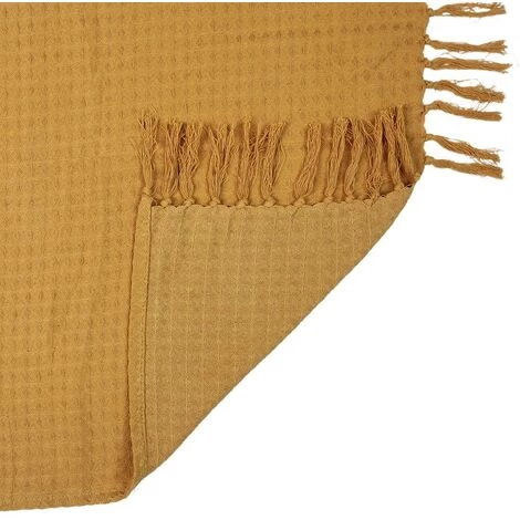 THE HOME DECO FACTORY Jeté De Canapé Gaufré 170x250 Cm Ocre - Jaune 6 THE HOME DECO FACTORY Jeté De Canapé Gaufré 170x250 Cm Ocre - Jaune – Image 4