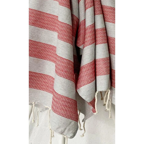 OCEAN VIBES Fouta 100 Cm X 200 Cm Twopik Rayures Type Broderie - 100% Coton - Finition Franges - GRIS ARGENT/ROUGE 4 OCEAN VIBES Fouta 100 Cm X 200 Cm Twopik Rayures Type Broderie - 100% Coton - Finition Franges - GRIS ARGENT/ROUGE – Image 2