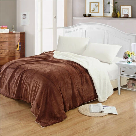 Couverture De Flanelle En Peluche D'agneau Double Couche Super Douce De 3 Tailles Couverture De Lit Rembourrée En Hiver (café 200X230cm) Coxolo 4 Couverture De Flanelle En Peluche D'agneau Double Couche Super Douce De 3 Tailles Couverture De Lit Rembourrée En Hiver (café 200X230cm) Coxolo – Image 2