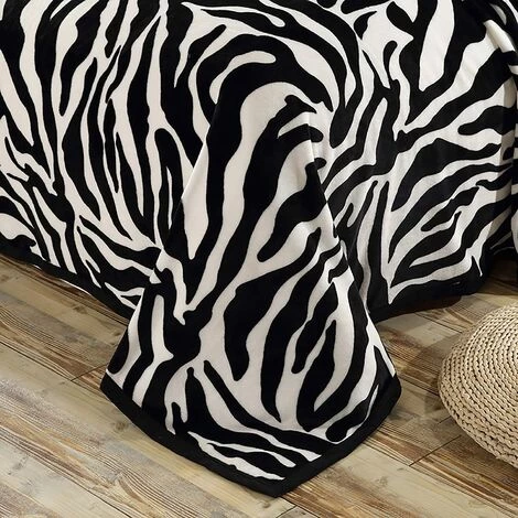 ILOVEMILAN Couverture à Motif Zèbre En Flanelle Pour Canapé Lit (100*140cm) 5 ILOVEMILAN Couverture à Motif Zèbre En Flanelle Pour Canapé Lit (100*140cm) – Image 3