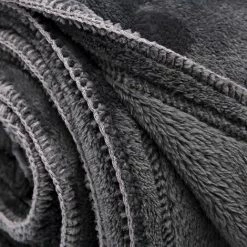 Couverture 140x190Cm 300Gsm 100% Polyester Recyclé Gris Foncé Tevere Benetton 9 Couverture 140x190Cm 300Gsm 100% Polyester Recyclé Gris Foncé Tevere Benetton -Plaid et couverture Soldes 39786460 3