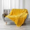 Paris Prix - Plaid Flanelle Uni "kalie" 125x150cm Jaune -Plaid et couverture Soldes 41317790 1