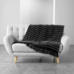 Paris Prix - Plaid à Franges Tissé "cayenne" 125x150cm Noir