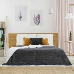 Paris Prix - Plaid Flanelle Côtelé "sherpa" 180x220cm Gris 10 Paris Prix - Plaid Flanelle Côtelé "sherpa" 180x220cm Gris -Plaid et couverture Soldes 41651600 4