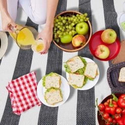 BRIDAY Picknickdecke 200 X 200CM Stranddecke Tragbar PEVA Wasserdicht Campingdecke Wärmeisoliert Strandmatte Für Den Außenbereich Picknicks Camping Strand (Blaue-Weiße-Streifen) -Plaid et couverture Soldes 43148087 5