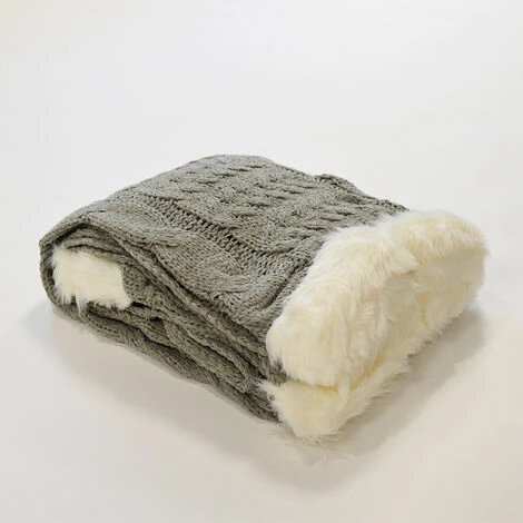 HOMEMAISON Plaid à Torsades Et Fourrure Gris 130 X 170 Cm - Gris 3 HOMEMAISON Plaid à Torsades Et Fourrure Gris 130 X 170 Cm - Gris