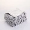 ILOVEMILAN Couverture En Molleton Super Douce Et Moelleuse à Rayures Chaudes Pour Canapé-lit 150cm X 120cm -Plaid et couverture Soldes 44933269 1