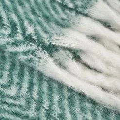 LOLAHOME Couverture Verte à Chevrons Avec Franges En Tissu Polyester 130x170 Cm 10 LOLAHOME Couverture Verte à Chevrons Avec Franges En Tissu Polyester 130x170 Cm -Plaid et couverture Soldes 45790713 4