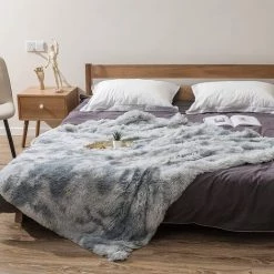 ILOVEMILAN Couverture, Couverture En Fausse Fourrure Moelleuse, Plaid Polaire Gris, Couvre Lit, Plaid Doux, Couverture Canape 130x160cm -Plaid et couverture Soldes 46473372 4