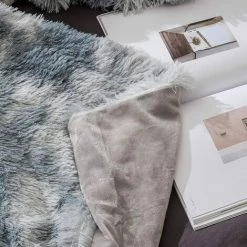 ILOVEMILAN Couverture, Couverture En Fausse Fourrure Moelleuse, Plaid Polaire Gris, Couvre Lit, Plaid Doux, Couverture Canape 130x160cm -Plaid et couverture Soldes 46473372 5