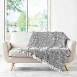 Paris Prix - Plaid à Franges "basile" 125x150cm Noir & Blanc