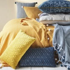 FUTURE HOME Plaid Polycoton Pétrole Et Blanc Avec Pompons 125x150cm - Bleu -Plaid et couverture Soldes 53566799 3