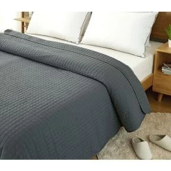 WOLTU Couvre-lit Rembourré Et Matelassé. Couverture De Lit Flannel Double Réversible. 170x210cm.Gris -Plaid et couverture Soldes 55868961 2