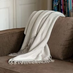 HOMEMAISON Plaid En Mélange De Matière Ivoire 130 X 170 Cm - Ivoire