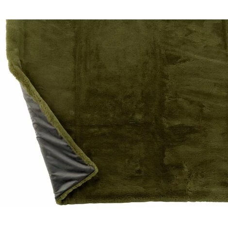 Paris Prix - Plaid Imitation Fourrure "cutie" 130x180cm Vert Mousse 4 Paris Prix - Plaid Imitation Fourrure "cutie" 130x180cm Vert Mousse – Image 2
