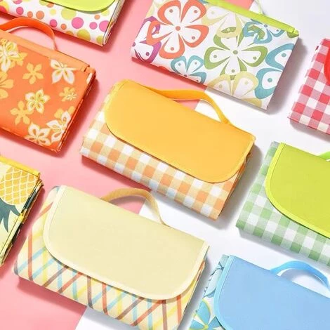 AIDUCHO Couverture De Pique-Nique 145*180CM, Pliable Tapis Plage Surface Imperméable Et Sans Sable, Tapis Pique Niques Pour Plage, Le Parc, La Randonnée, Le Camping, Idéal Pour Les Voyages En Famille-Ananas 5 AIDUCHO Couverture De Pique-Nique 145*180CM, Pliable Tapis Plage Surface Imperméable Et Sans Sable, Tapis Pique Niques Pour Plage, Le Parc, La Randonnée, Le Camping, Idéal Pour Les Voyages En Famille-Ananas – Image 3