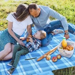 BEARSU 200 X 200 Cm Couverture Tapis De Pique-Nique, Imperméable Pliable Couverture Composée De Trois Couches Et Avec Poignée, Grand Tapis De Plage, Pour Camping, Voyage, Plage, Jardin Nappe, Bleu -Plaid et couverture Soldes 58784225 5