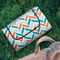 Relaxdays Couverture Pique-nique XXL, 200x300 Cm, Tapis De Plage, Isolation Thermique, Imperméable, Bleu/orange/blanc -Plaid et couverture Soldes 59672914 4