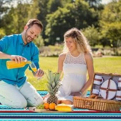 BENOBBY KIDS Couverture Pour Pique-Nique Avec Envers Imperméable 200 X 200cm, Imperméable Pliable Couverture Composée De Trois Couches,Grand Tapis De Plage, Pour Camping, Voyage, Plage, Jardin Nappe, Bleu -Plaid et couverture Soldes 59994085 3