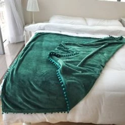 GALOZZOIT Couverture En Flanelle Avec Franges à Pompons - Légère Et Confortable - Couverture Douce Pour Canapé, Convient Pour Toutes Les Saisons (vert émeraude, 230x 230cm) -Plaid et couverture Soldes 60858315 3