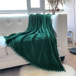 GALOZZOIT Couverture En Flanelle Avec Franges à Pompons - Légère Et Confortable - Couverture Douce Pour Canapé, Convient Pour Toutes Les Saisons (vert émeraude, 230x 230cm) -Plaid et couverture Soldes 60858315 4