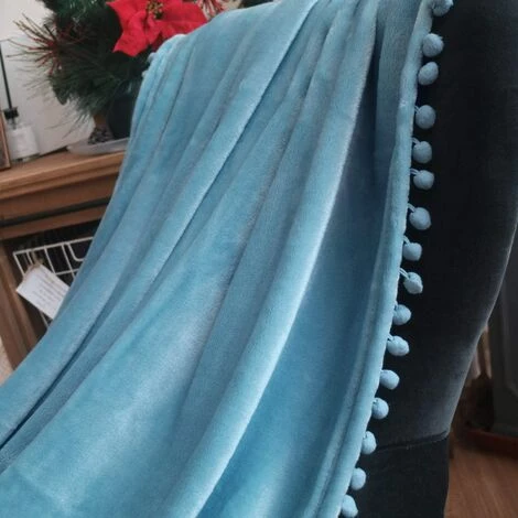 GALOZZOIT Couverture En Flanelle Avec Franges à Pompons - Légère Et Confortable - Couverture Douce Pour Canapé, Convient Pour Toutes Les Saisons (bleu Clair, 130 X 150 Cm) 6 GALOZZOIT Couverture En Flanelle Avec Franges à Pompons - Légère Et Confortable - Couverture Douce Pour Canapé, Convient Pour Toutes Les Saisons (bleu Clair, 130 X 150 Cm) – Image 4