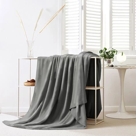 SWANEW Couverture Câline Couverture Polaire Couverture Moelleuse Chaude Super Douce 130x170cm - Gris 3 SWANEW Couverture Câline Couverture Polaire Couverture Moelleuse Chaude Super Douce 130x170cm - Gris