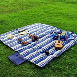 Sekey Couverture Tapis De Pique-Nique Imperméable Couverture Pliable Pour Camping Tapis De Plage Composée De Trois Couches (Polaire, Coton Perle Et PEVA) Et Avec Poignée Portable, 200 X 300cm -Plaid et couverture Soldes 64109571 3