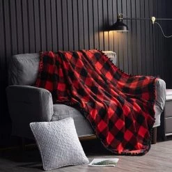OSQI Couverture Polaire Avec Franges à Pompons, Plaid En Flanelle à Carreaux Buffalo Rouge Et Noir Pour Canapé-lit Adapté à Toutes Les Saisons (130x150cm) 9 OSQI Couverture Polaire Avec Franges à Pompons, Plaid En Flanelle à Carreaux Buffalo Rouge Et Noir Pour Canapé-lit Adapté à Toutes Les Saisons (130x150cm) -Plaid et couverture Soldes 65505613 3
