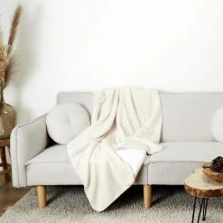 Paris Prix - Plaid Bouclé "sherpa" 120x150cm écru -Plaid et couverture Soldes 65843288 3