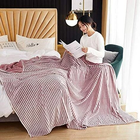 BDD Couverture Polaire En Flanelle Microfibre Super Douce, Couverture De Lit En Flanelle Pouvant être Utilisée Comme Drap, Couverture Pour Bébé, Housse De Canapé Facile D'entretien (rouge, 100 X 70 Cm) 4 BDD Couverture Polaire En Flanelle Microfibre Super Douce, Couverture De Lit En Flanelle Pouvant être Utilisée Comme Drap, Couverture Pour Bébé, Housse De Canapé Facile D'entretien (rouge, 100 X 70 Cm) – Image 2