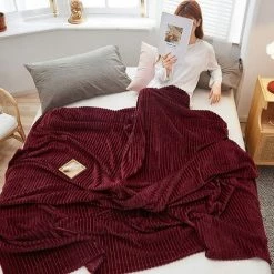BDD Couverture Polaire Flanelle Corail, Douce Et Chaude Au Toucher, Réduit Le Stress, Améliore Le Sommeil, Bordeaux 9 BDD Couverture Polaire Flanelle Corail, Douce Et Chaude Au Toucher, Réduit Le Stress, Améliore Le Sommeil, Bordeaux -Plaid et couverture Soldes 65905808 3