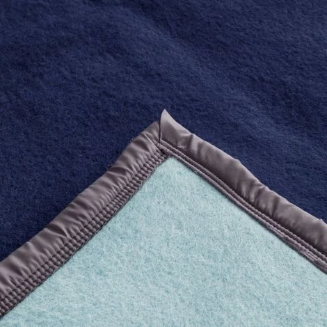 LINNEA Couverture Laine Vierge VOLTA Woolmark 240x300 Cm - Bleu Marine/Myosotis 4 LINNEA Couverture Laine Vierge VOLTA Woolmark 240x300 Cm - Bleu Marine/Myosotis – Image 2