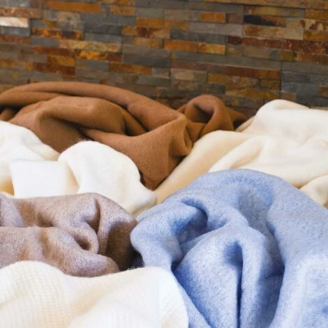 LINNEA Couverture Laine VICTORIA Lambswool 180x240 Cm - Marron Tourterelle 7 LINNEA Couverture Laine VICTORIA Lambswool 180x240 Cm - Marron Tourterelle – Image 5